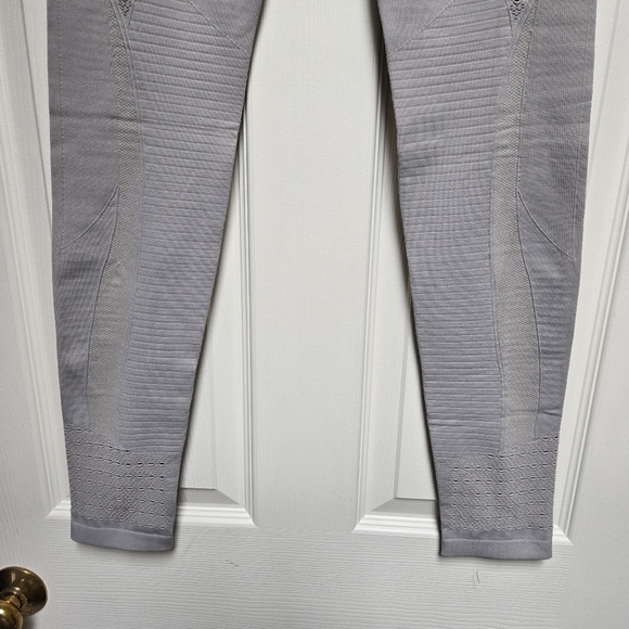 Gymshark Energy Seamless Leggings Light Gray Size Large - Picture 4 of 7